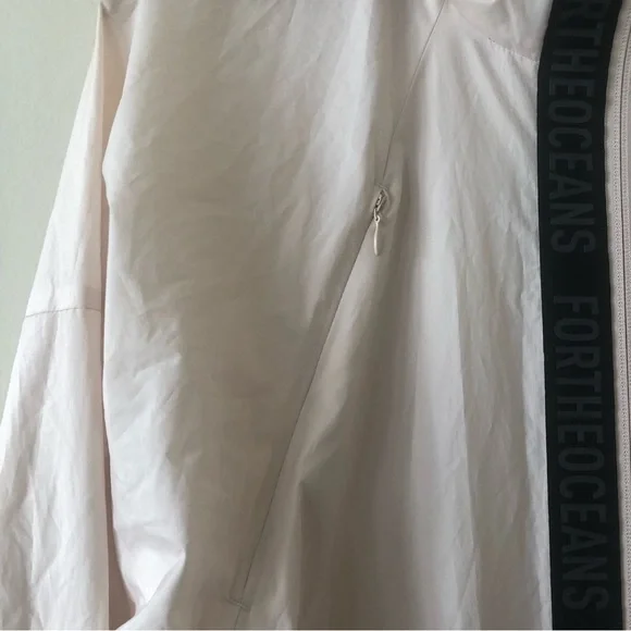 Adidas Men's Parley Wind Jacket Size Small - Picture 7 of 13